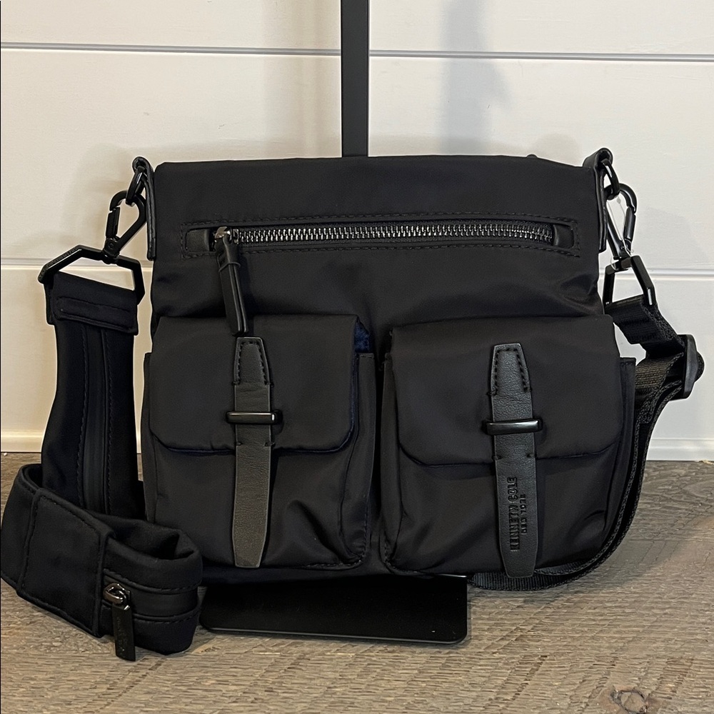 Kenneth Cole New York Vesey Crossbody Black - NWOT